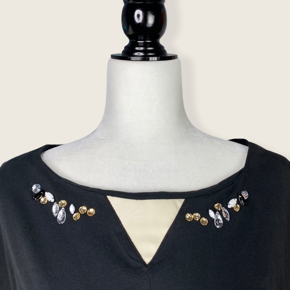 Coupé Collection Cotton & Faux Leather & Jewel Tee - Picture 2 of 6